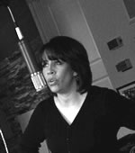 Image of songwriter Gina Boe